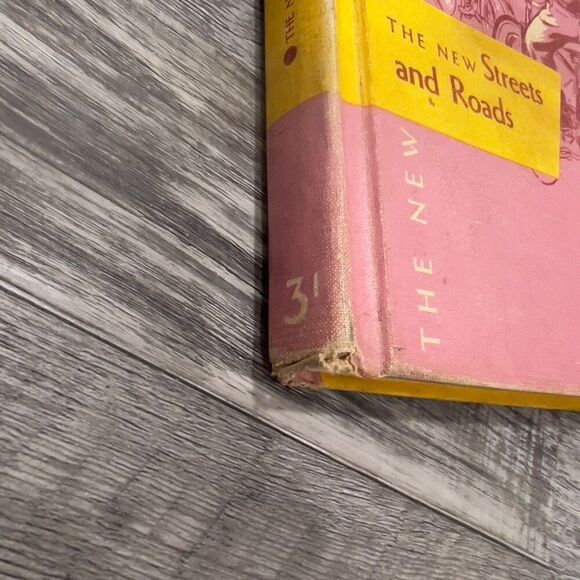 The New Streets and Roads, Basic Readers Book, 1956, Vintage, Hardcover - Picture 5 of 5